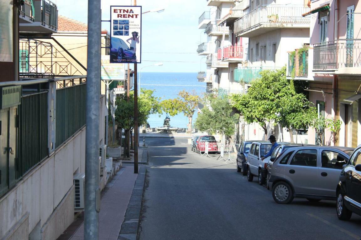 Monovano di Schisó Giardini Naxos Exterior foto